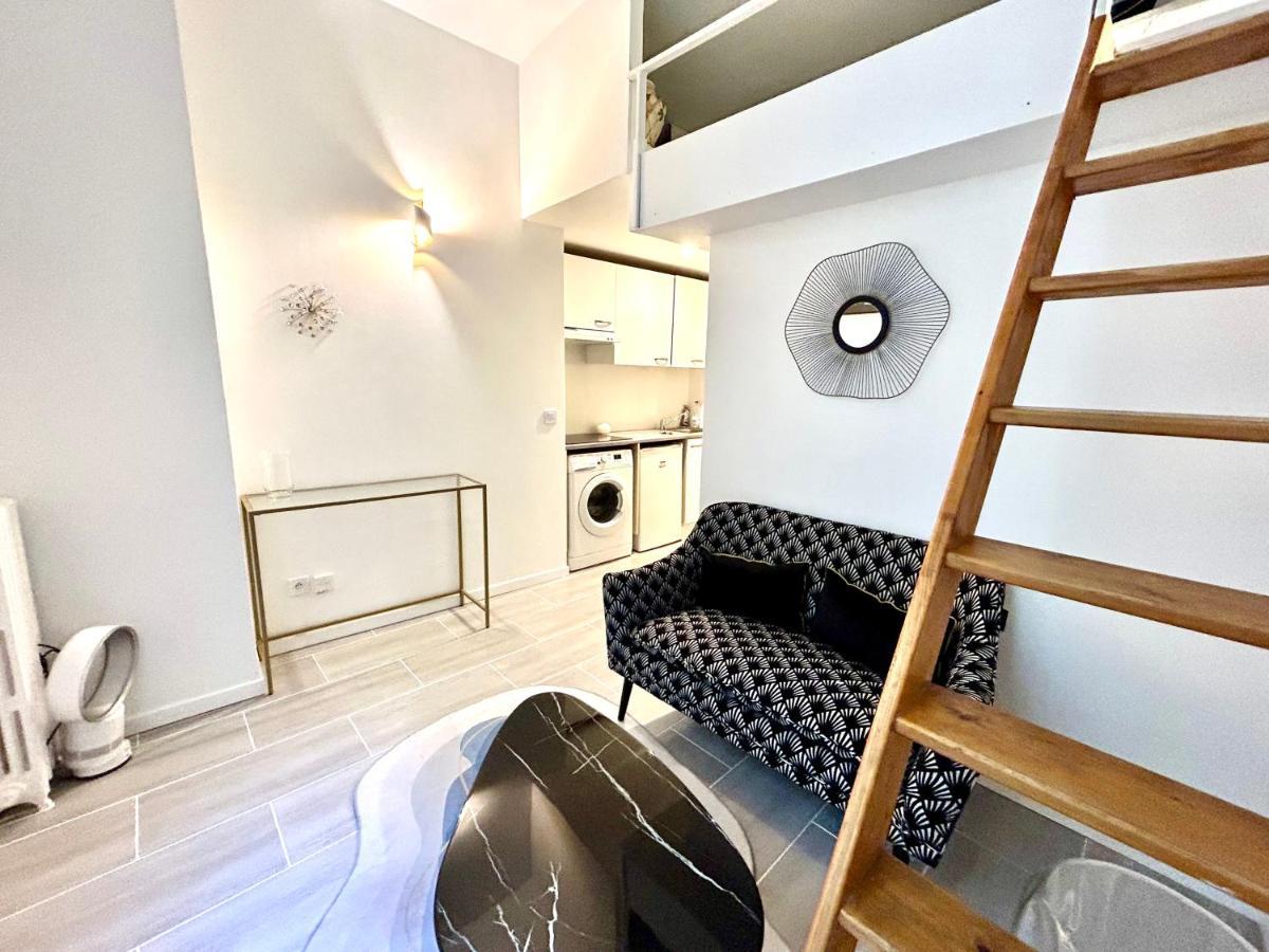 Studio At 1 Min From The Main Street Apartment Nice Luaran gambar